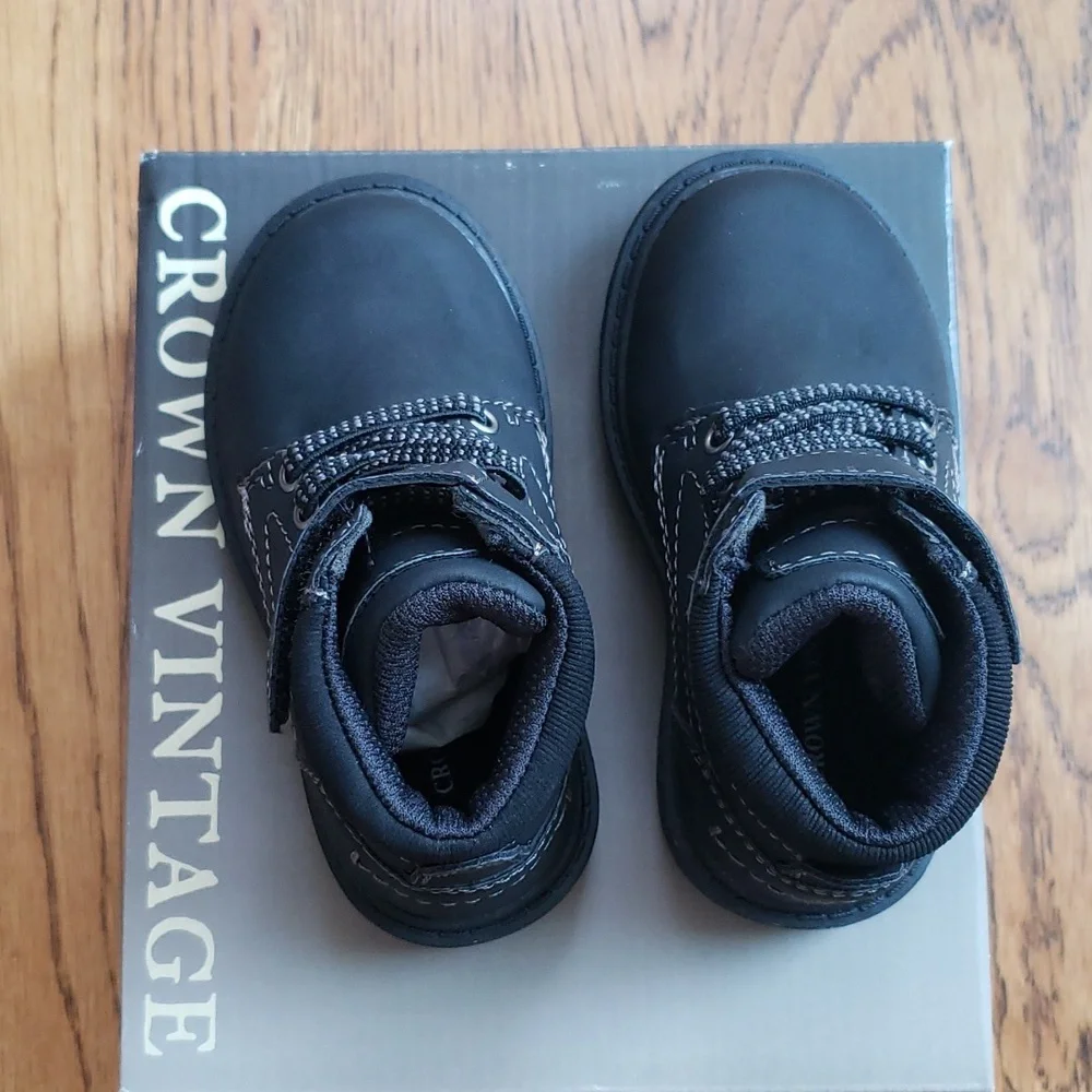 NIB Kids Lil Leon Boot Black Crown Vintage Size 6 Toddler